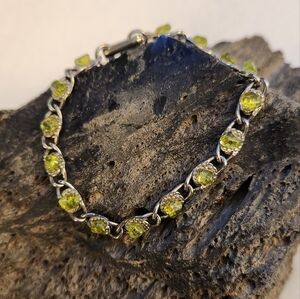 Vintage green crystal and Silver Bracelet